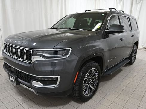 Used 2022 Jeep Wagoneer Series III w/ Convenience Group I AWD/4WD image 18