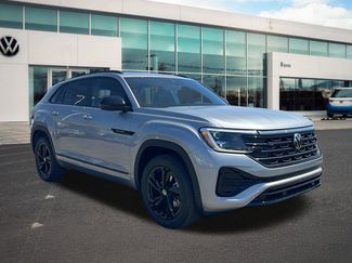 New 2026 Volkswagen Atlas Cross Sport SEL R-Line AWD/4WD video 3