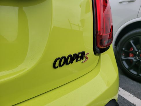 Used 2024 MINI Cooper S image 6