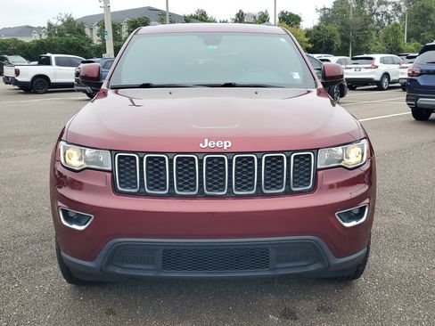 Used 2018 Jeep Grand Cherokee Laredo image 18