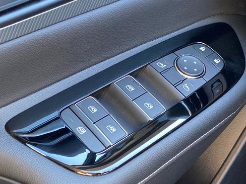 Used 2025 Nissan Murano SL AWD/4WD image 22