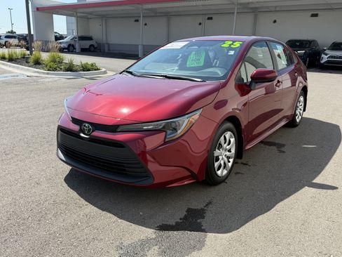 Certified 2025 Toyota Corolla LE FWD image 18