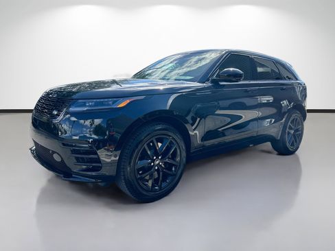New 2026 Land Rover Range Rover Velar Dynamic SE image 1