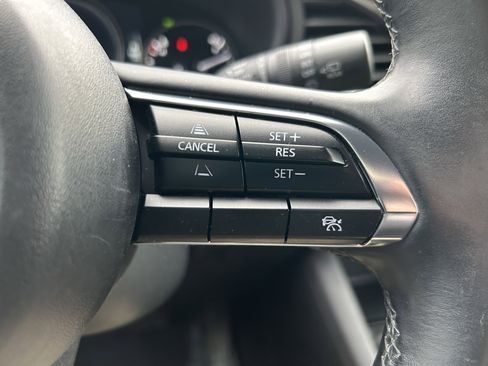 Used 2024 MAZDA MAZDA3 s image 18