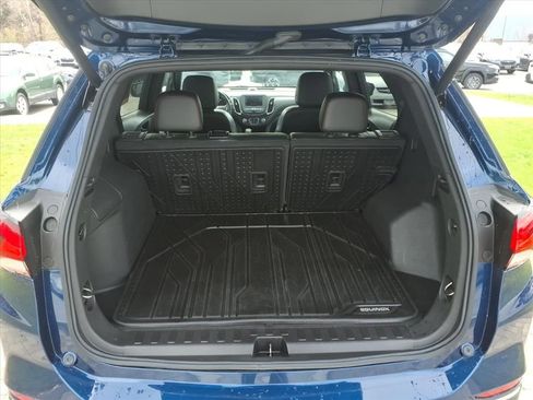 Used 2022 Chevrolet Equinox RS w/ LPO, Floor Liner Package AWD/4WD image 29