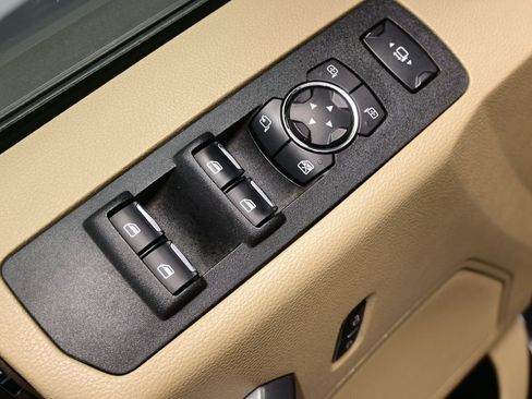 Used 2021 Ford F250 XLT w/ XLT Premium Package AWD/4WD image 11