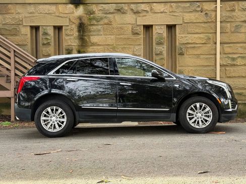 Used 2019 Cadillac XT5 FWD image 4