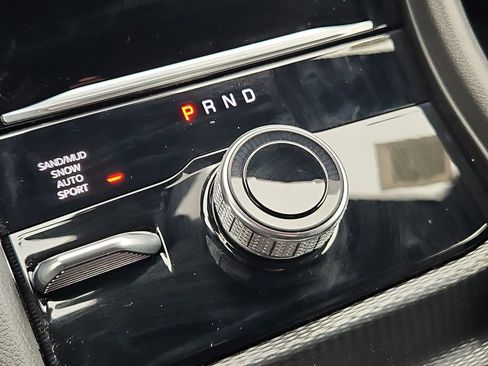 New 2025 Jeep Grand Cherokee L Limited w/ Black Appearance Package image 27