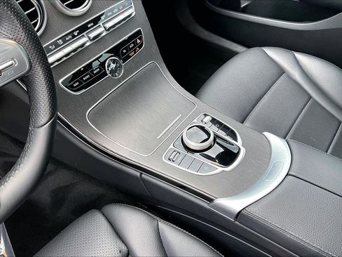 Used 2021 Mercedes-Benz C 300 Sedan image 15