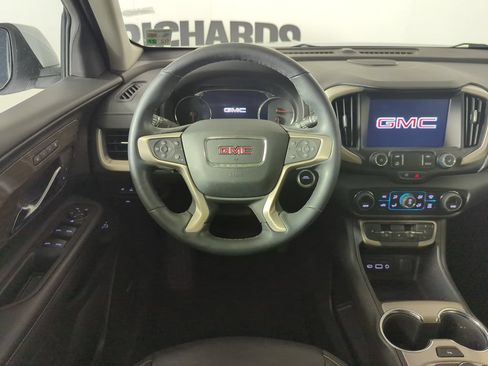 Used 2024 GMC Terrain Denali AWD/4WD image 11