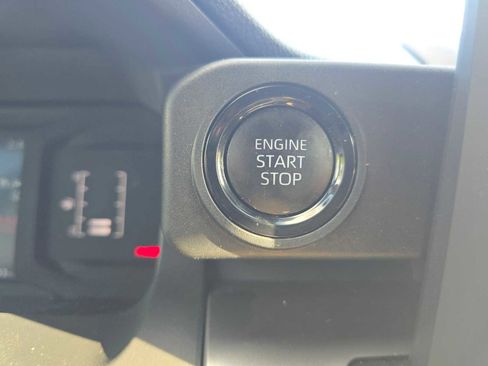 Certified 2024 Toyota Tacoma SR5 image 30