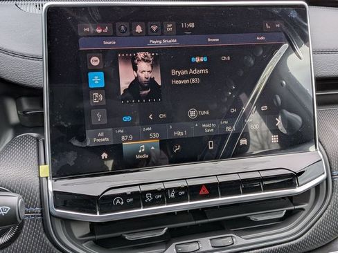 New 2026 Jeep Compass Latitude image 24