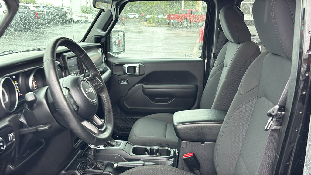 Used 2023 Jeep Gladiator Sport AWD/4WD image 26
