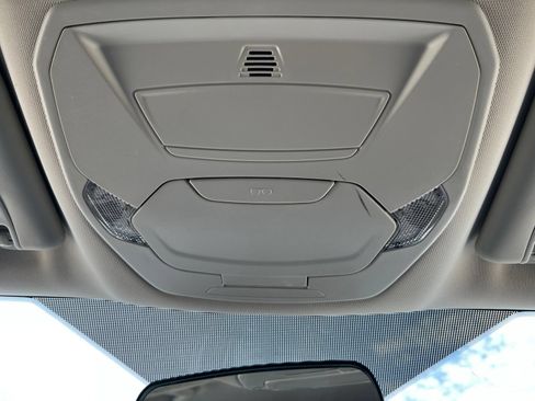 Used 2018 Ford Escape SE FWD image 15
