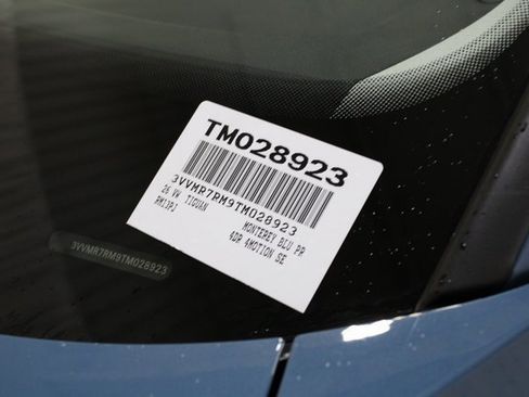 New 2026 Volkswagen Tiguan SE image 39