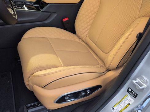 New 2025 Jeep Grand Cherokee Summit w/ Obsidian Package image 16