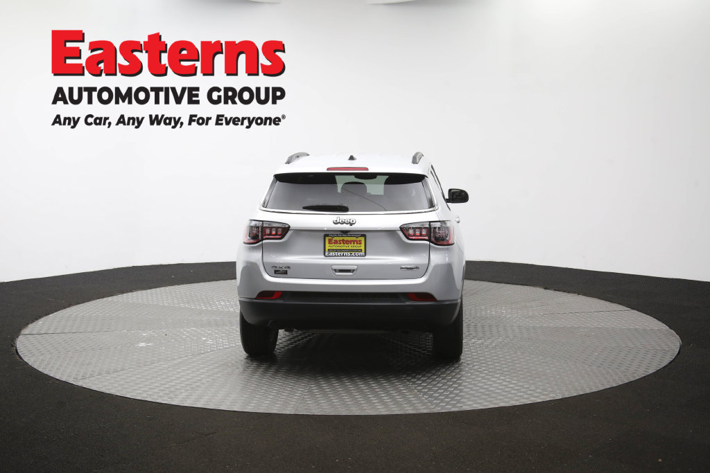 Used 2024 Jeep Compass Latitude AWD/4WD image 38