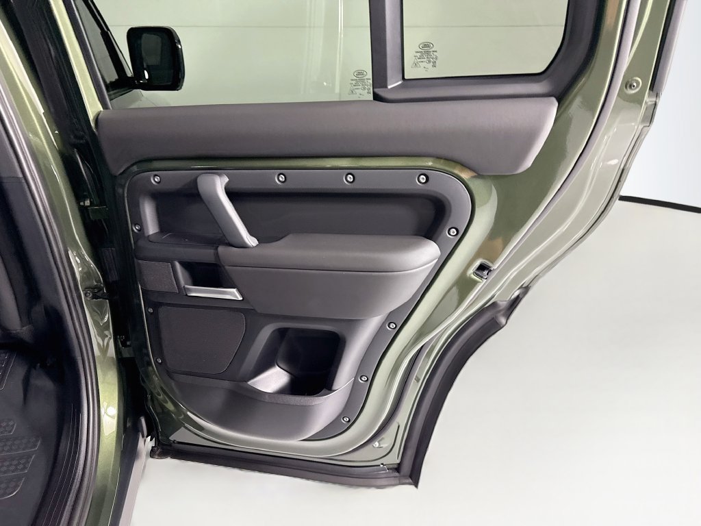 New 2026 Land Rover Defender 110 S AWD/4WD image 27