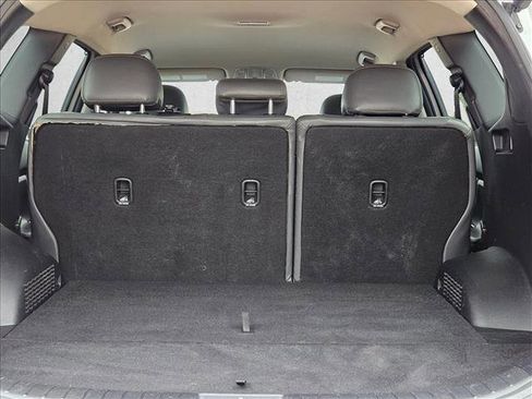 Used 2019 Hyundai Santa Fe SEL FWD image 6