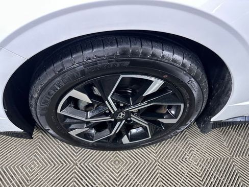 Used 2024 Hyundai Sonata SEL AWD/4WD image 10