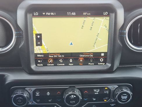 Used 2023 Jeep Wrangler Unlimited Rubicon 4xe w/ Cold Weather Group AWD/4WD image 18