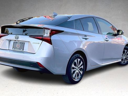 Used 2021 Toyota Prius LE image 33