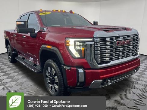 Used 2024 GMC Sierra 3500 Denali image 1