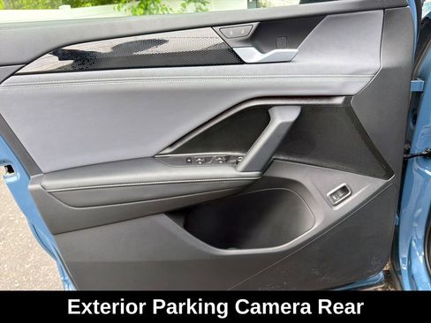 Used 2025 Volkswagen Tiguan SE R-Line AWD/4WD image 12