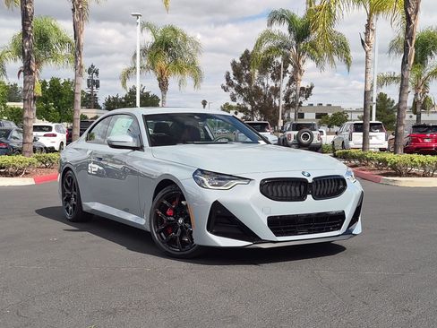 New 2026 BMW 230i Coupe w/ Premium Package RWD image 2