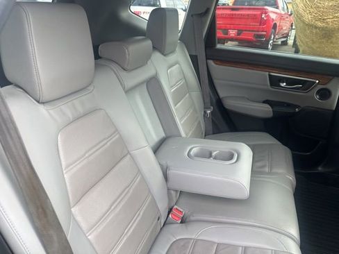 Used 2019 Honda CR-V Touring image 12