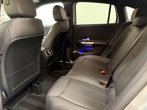 Used 2025 Mercedes-Benz GLA 250 image 19