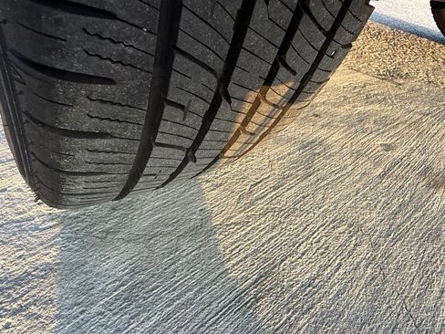 Used 2015 Nissan Leaf SV w/ LED & Quick Charge Package image 10