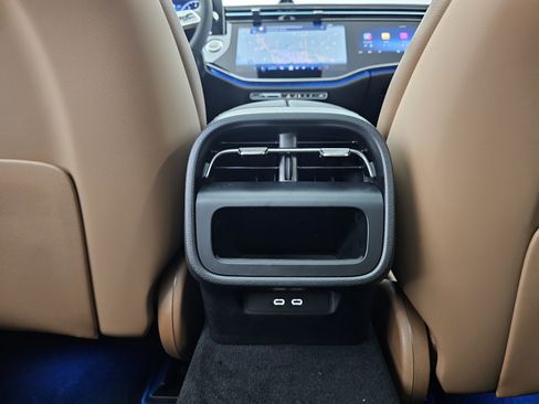 New 2026 Mercedes-Benz E 450 4MATIC Sedan image 27