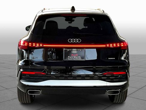 New 2025 Audi Q5 Premium w/ Convenience Package image 4