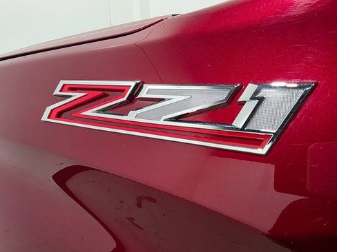 Used 2022 Chevrolet Silverado 1500 LT Trail Boss w/ Convenience Package II image 32