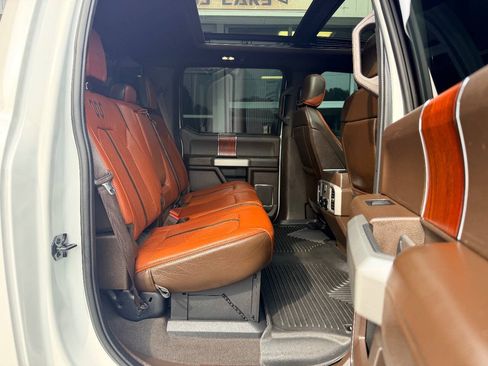 Used 2022 Ford F450 King Ranch w/ King Ranch Ultimate Package AWD/4WD image 39