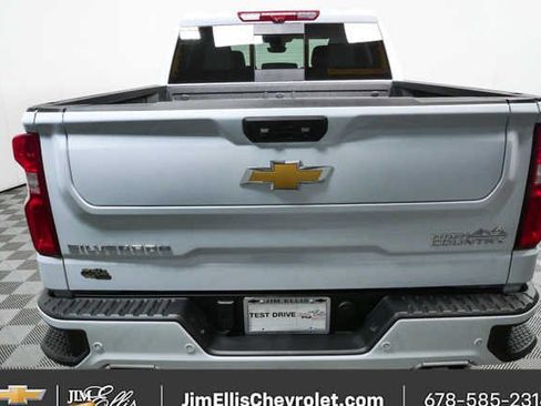 New 2026 Chevrolet Silverado 1500 High Country AWD/4WD image 26
