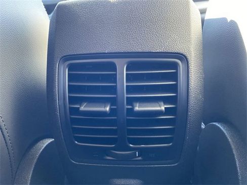 Used 2019 Ford Escape SEL image 30