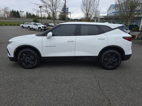 Used 2021 Chevrolet Blazer LT image 3