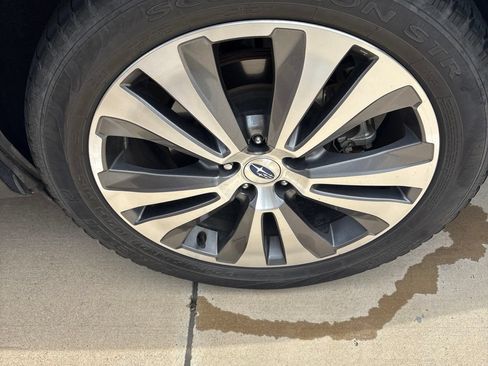 Used 2019 Subaru Ascent Touring w/ Popular Package #3 AWD/4WD image 22