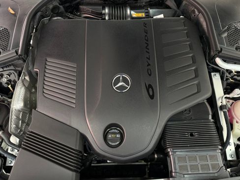 New 2026 Mercedes-Benz S 580e 4MATIC Sedan image 29