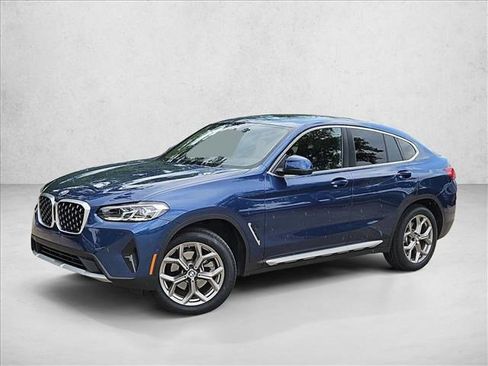 Used 2025 BMW X4 xDrive30i AWD/4WD image 1