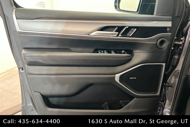 Used 2025 Jeep Wagoneer Series II AWD/4WD image 14