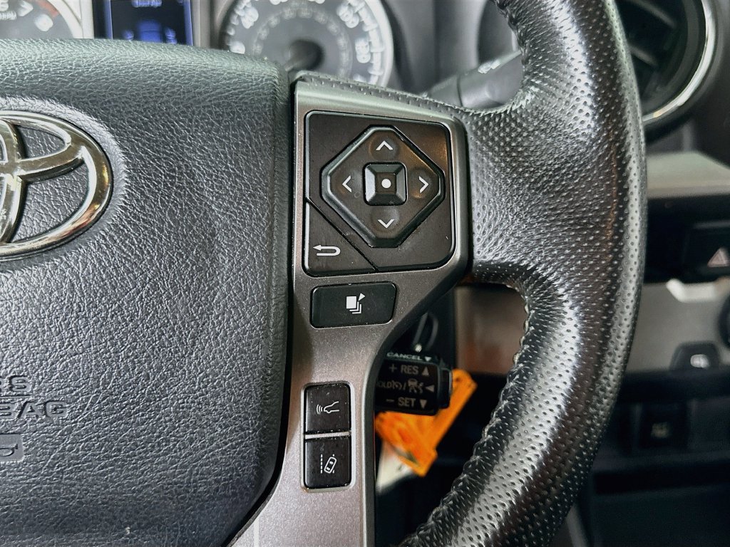 Used 2019 Toyota Tacoma SR5 RWD image 25