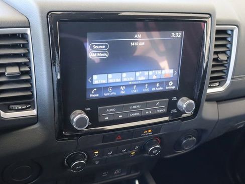 Used 2022 Nissan Frontier SV image 27