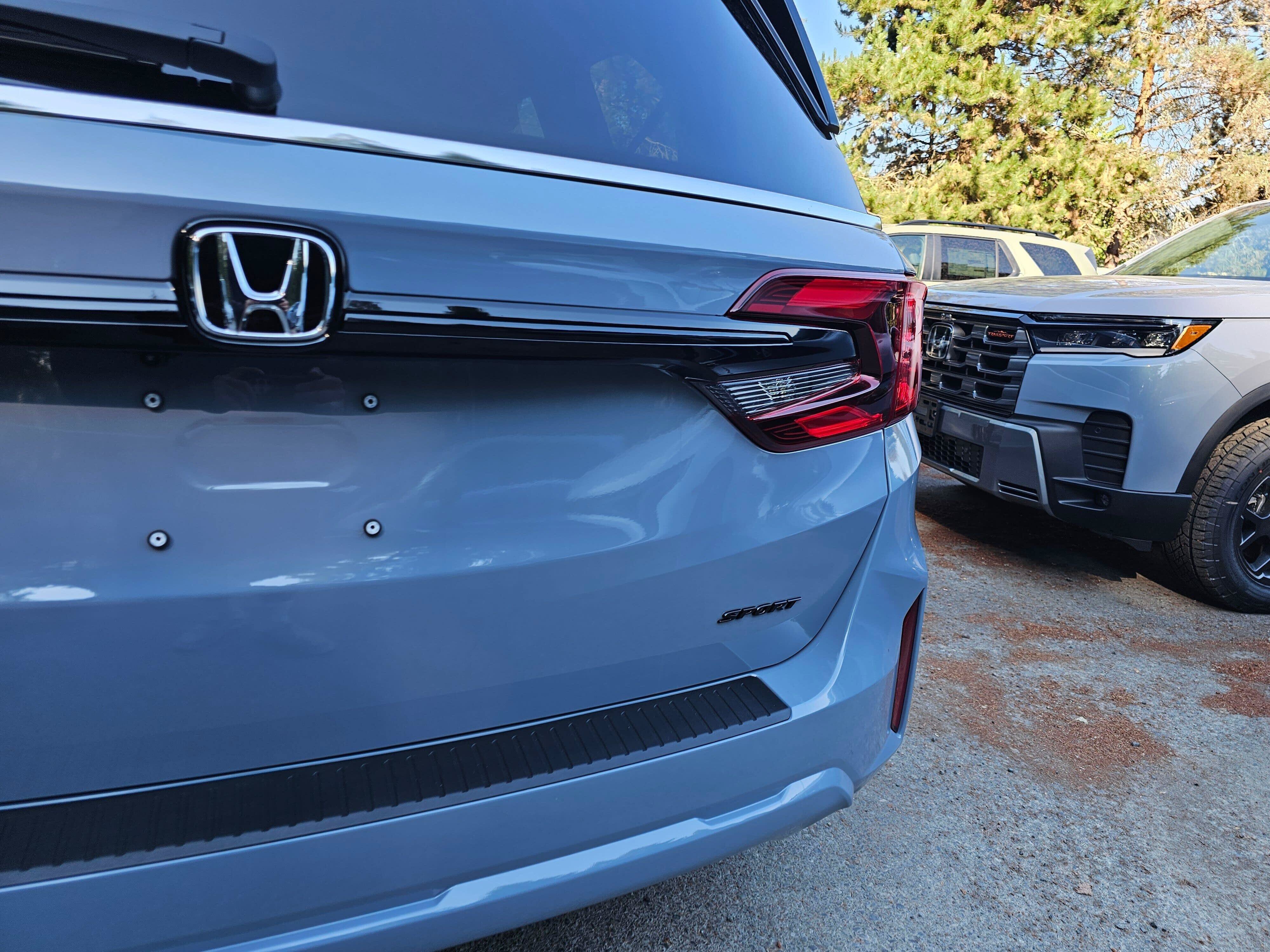 New 2026 Honda Odyssey Sport-L image 18