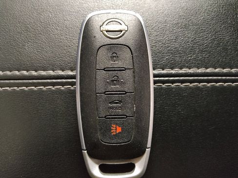 Used 2024 Nissan Sentra SV image 32