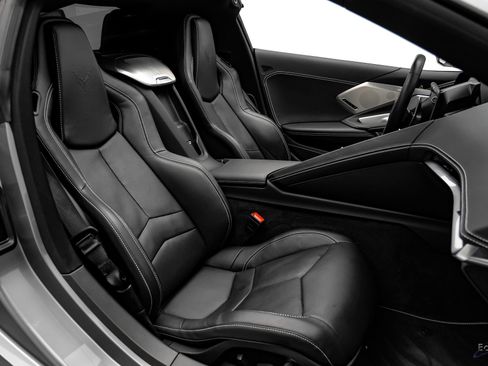 Used 2022 Chevrolet Corvette Stingray Preferred Cpe w/ Z51 Performance Package RWD image 60