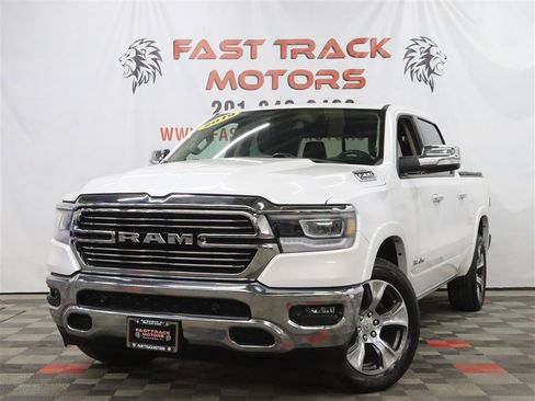 Used 2019 RAM 1500 Laramie AWD/4WD image 1