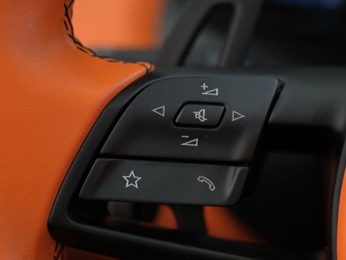 Used 2023 Bugatti Chiron Pur Sport image 75